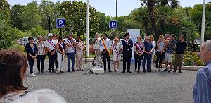 2023 07 03 SOUTIEN DU MAIRE DE ST LAURENT DU VAR AU MAIRE DE L'HAY LES ROSES (1)